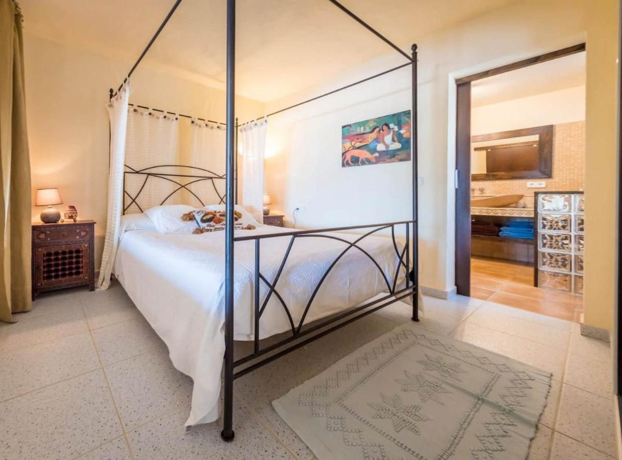 Villa En Cala Vadella Familias Y Parejas Sant Josep de sa Talaia Luaran gambar